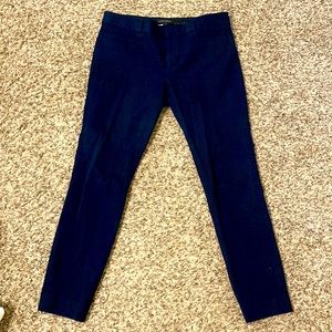 New without tags Banana Republic Sloan Fit navy trouser size 4.